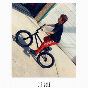 Meet your Posher, Ivan